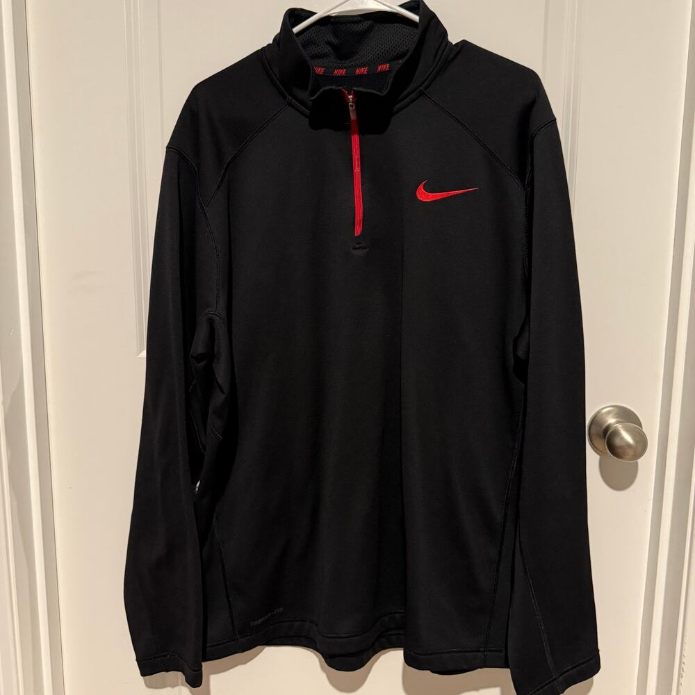 Nike Therma-FIT Men’s XL Black Red 1/4 Zip Pullover Fleece Swoosh Athletic